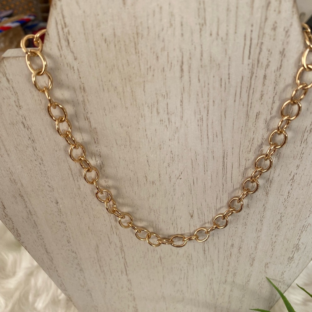 Rose gold necklace